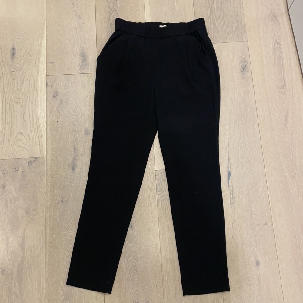 ✨WORN ONCE✨Wilfred black pants w elastic waistband